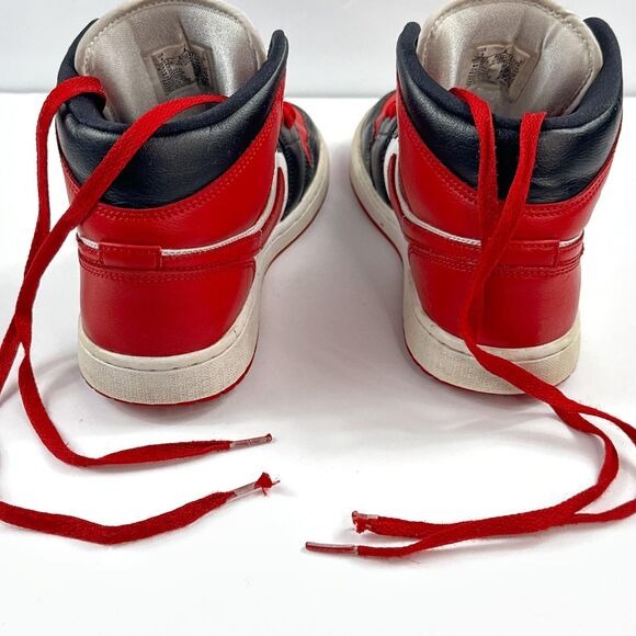 Nike Air Jordan 1 Mid Shoes Womens Size 9 Red Black White Sneakers BQ6472-079 - Picture 11 of 12